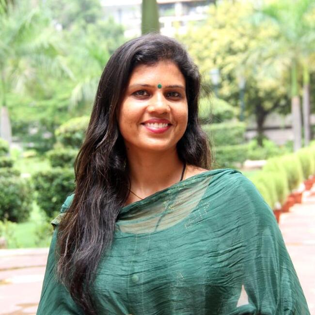 Dr. Meenakshi